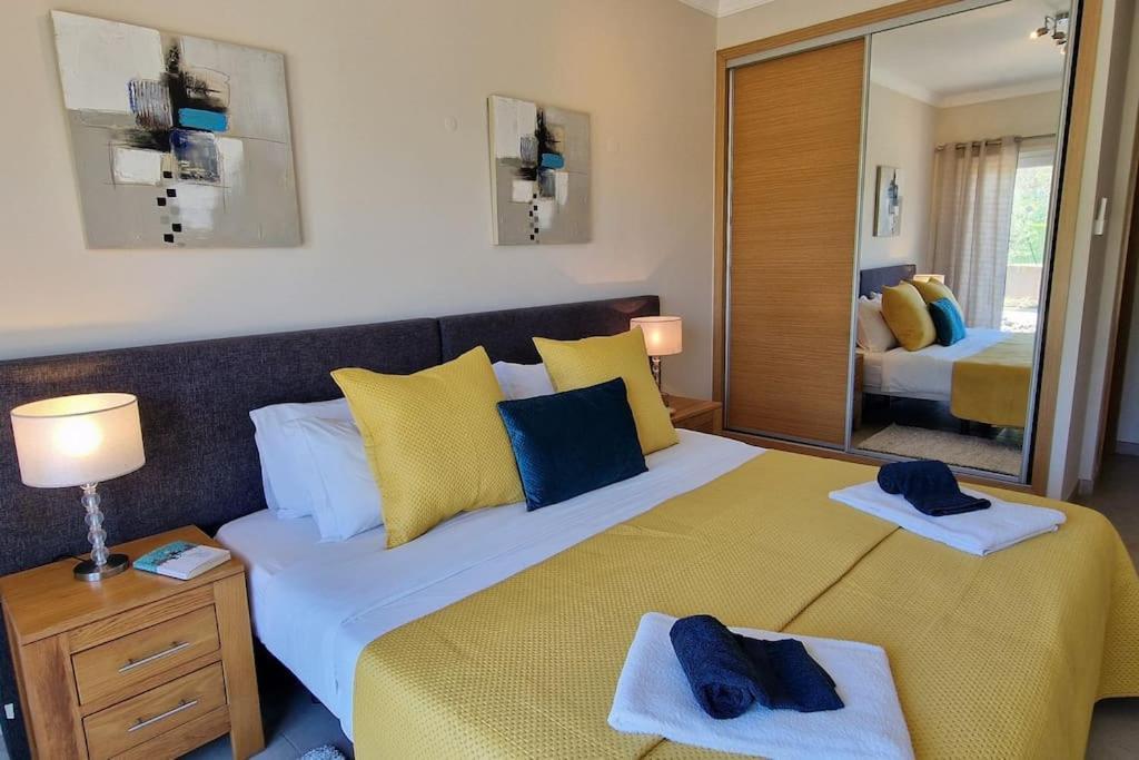 Deluxe 3 Bedroom Townhouse - Quinta Da Atalaia Lagos Exterior photo