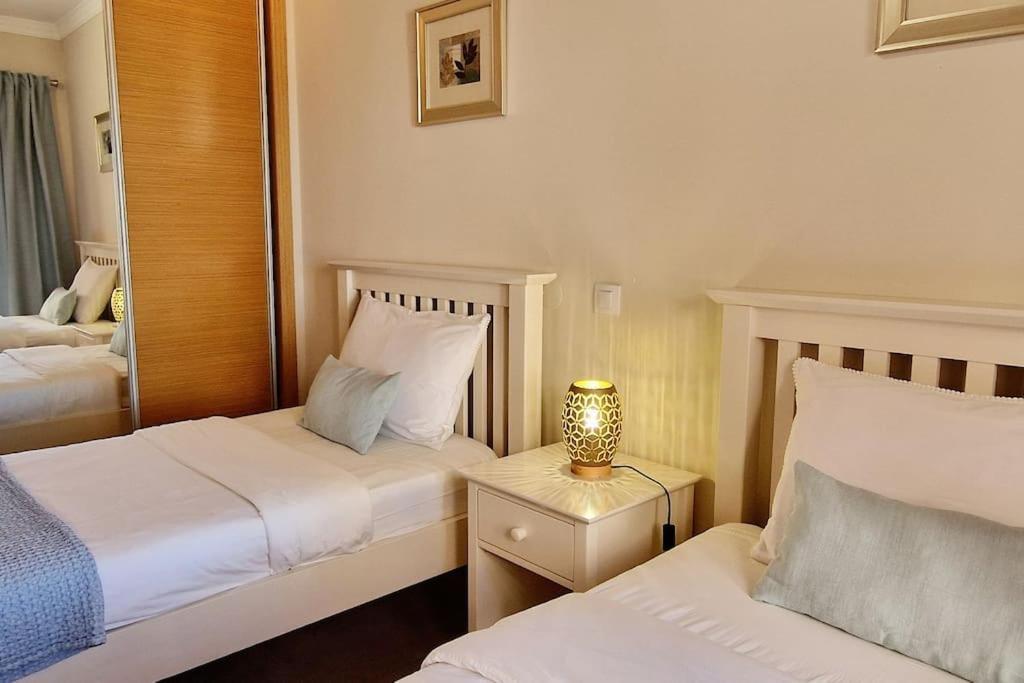 Deluxe 3 Bedroom Townhouse - Quinta Da Atalaia Lagos Exterior photo
